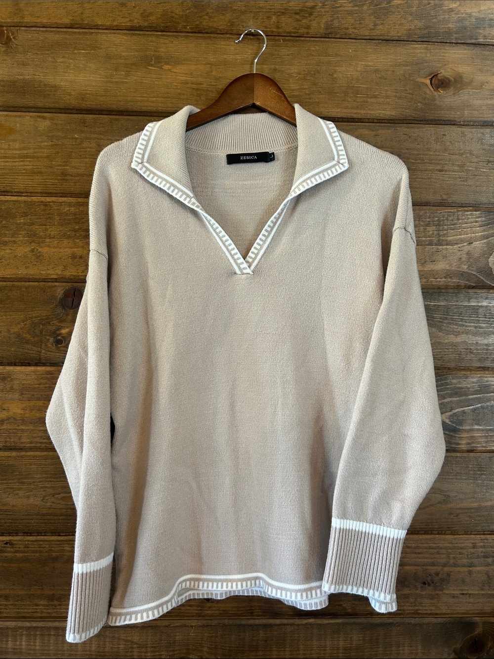 Zesica Women's Long Sleeve Knit Polo in Beige with White Trim